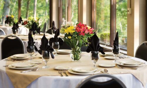 Meeting Banquet Table Setup